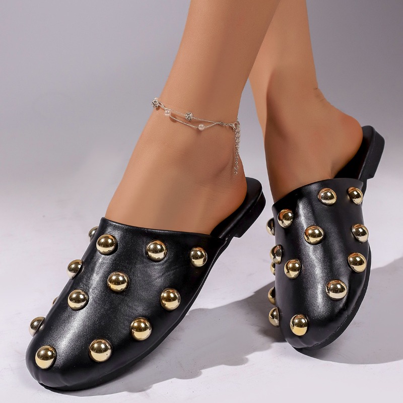 Street Fashion Rome 2026 - 2026 New Metal Rivet Women Studded