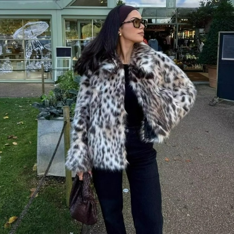 Europe Beautiful Women's Cloth - Street Fashion Europe recensie en prijs