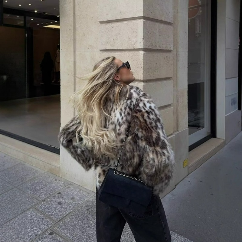 Europe Beautiful Women's Cloth - Street Fashion Europe recensie en prijs